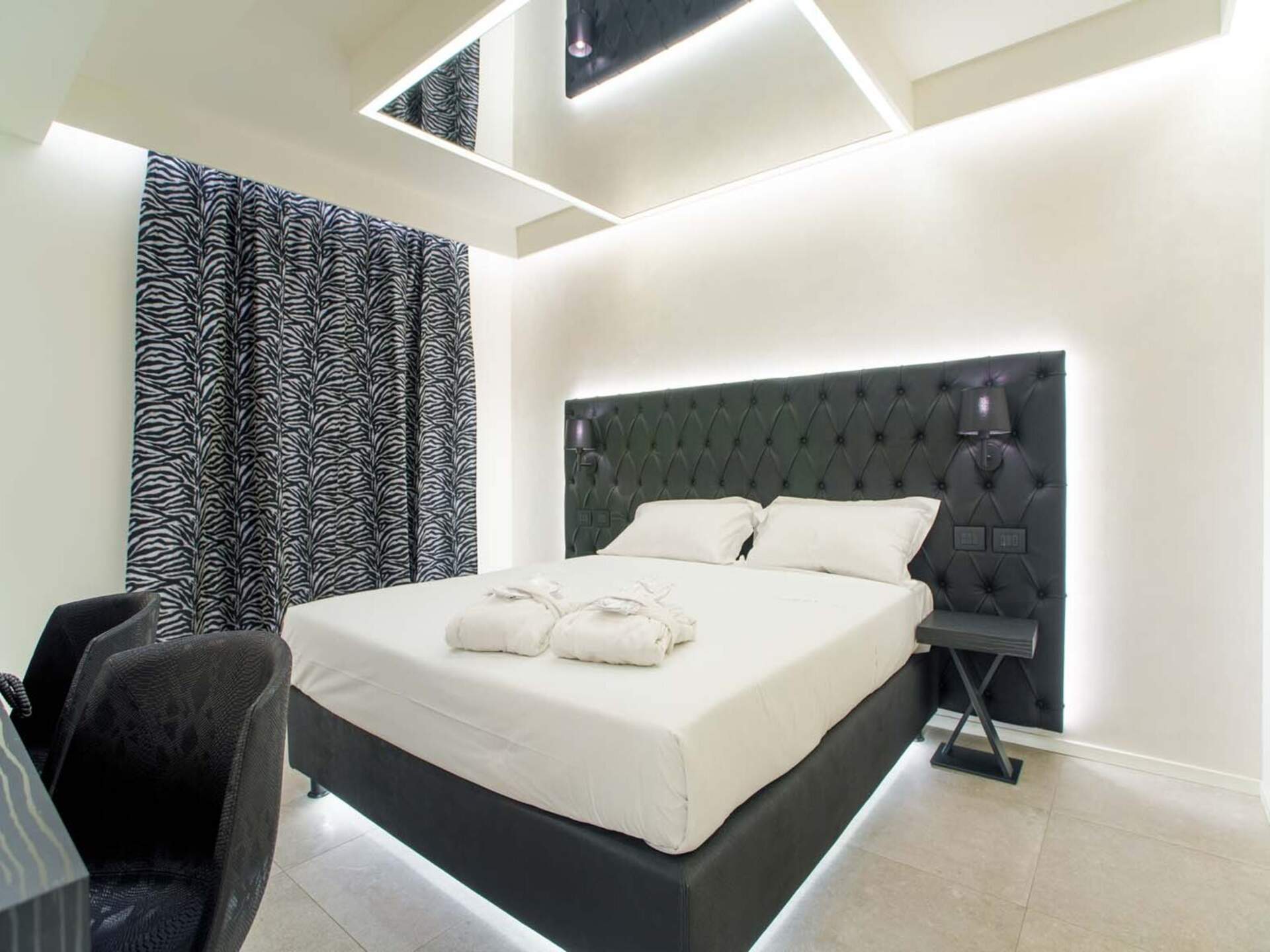 Camera elegance suite -105-bis_